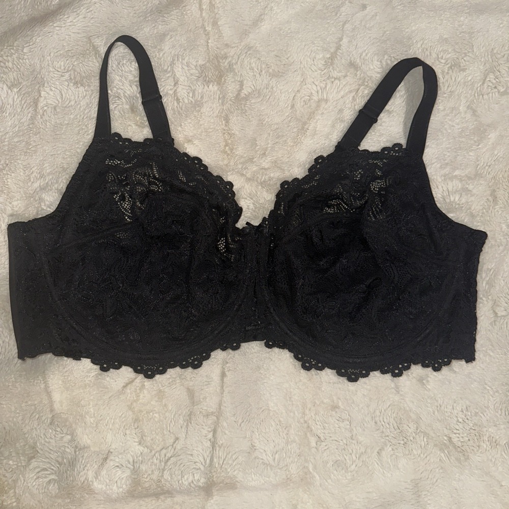 Lace Black Under Wire‎ Bra Size  44g